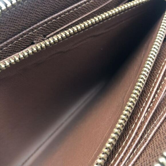 Louis Vuitton Brown Canvas Wallet  (Pre-Owned) - Picture 7 of 10